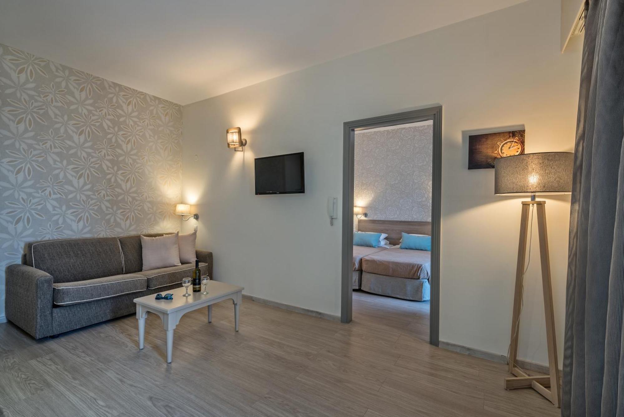 Lefkoniko Beach & Icarus Suite Apts Rethimno Eksteriør billede