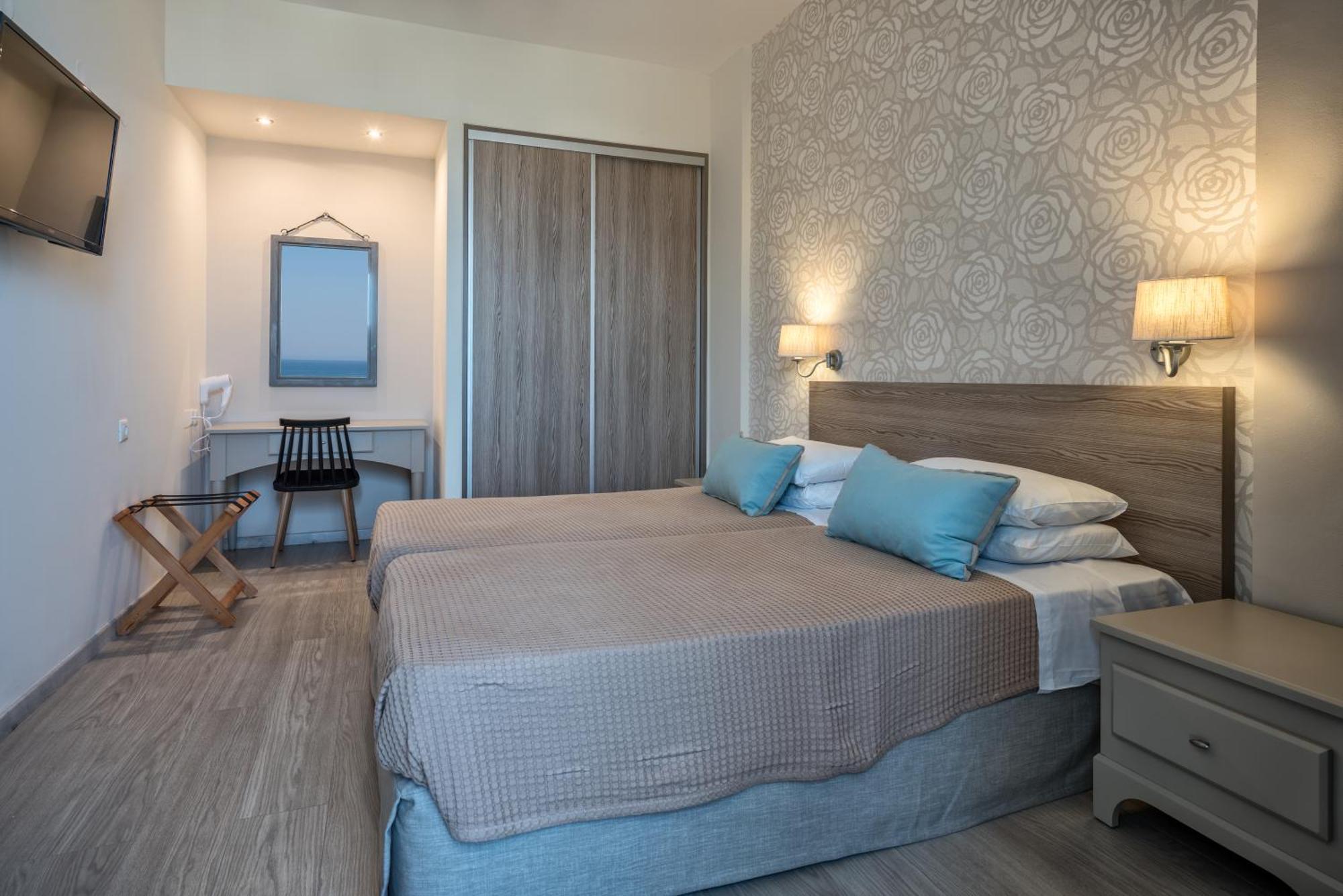 Lefkoniko Beach & Icarus Suite Apts Rethimno Eksteriør billede